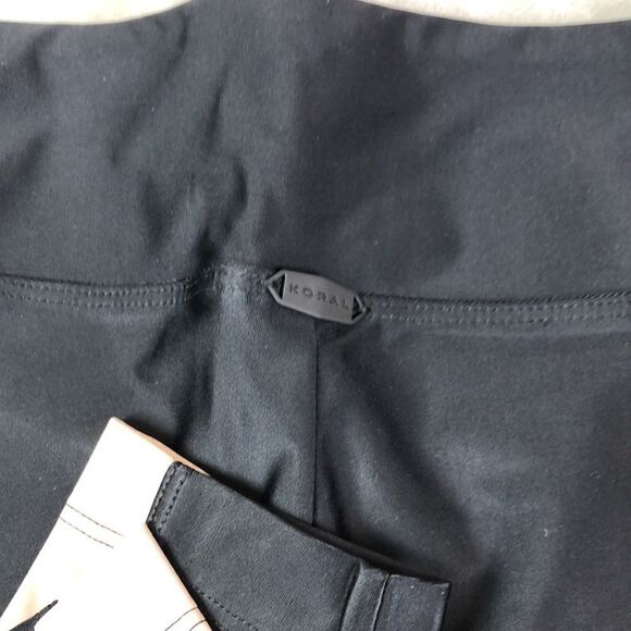 KORAL Legging  - Picture 4 of 6